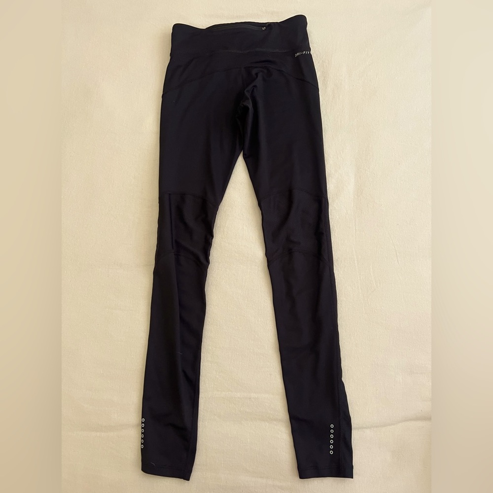 Black Nike dri-fit running leggings. Size Small